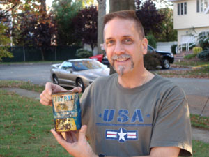Ray_Guarino_displays_Federal_Automatic_Transmission_Fluid3_-_October_2008.jpg